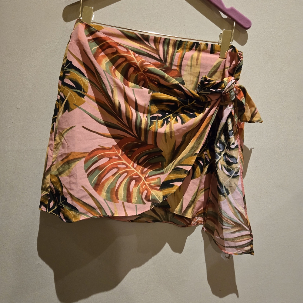 Milk And Honey Pink Monstera Tropical Sarong Wrap Size L